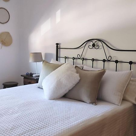 Apartamento En Ribeira para 4 céntrico con parking Exterior foto